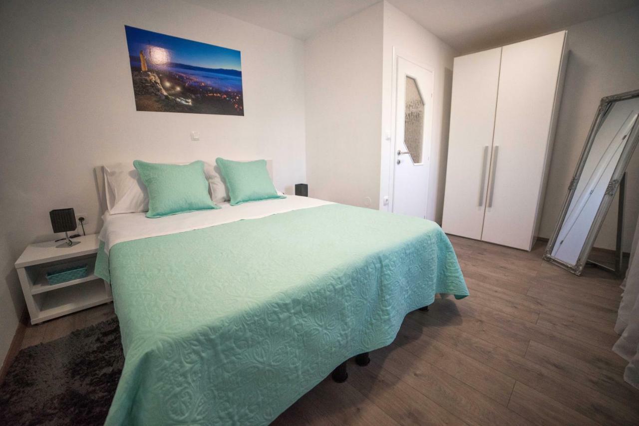 Luxury Apartments Petrovac Sinj Exterior photo